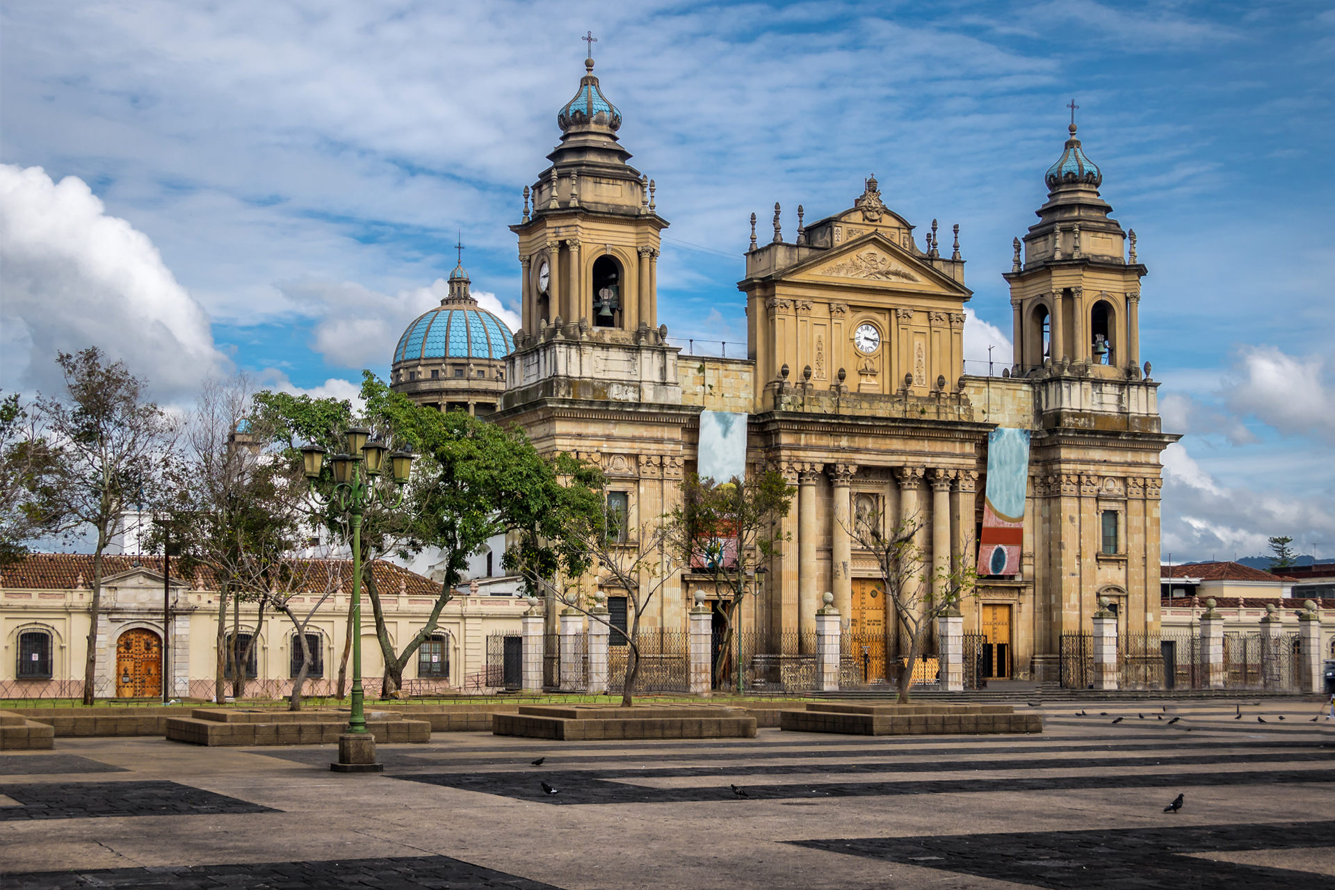 Backpacking Guatemala Travel Guide