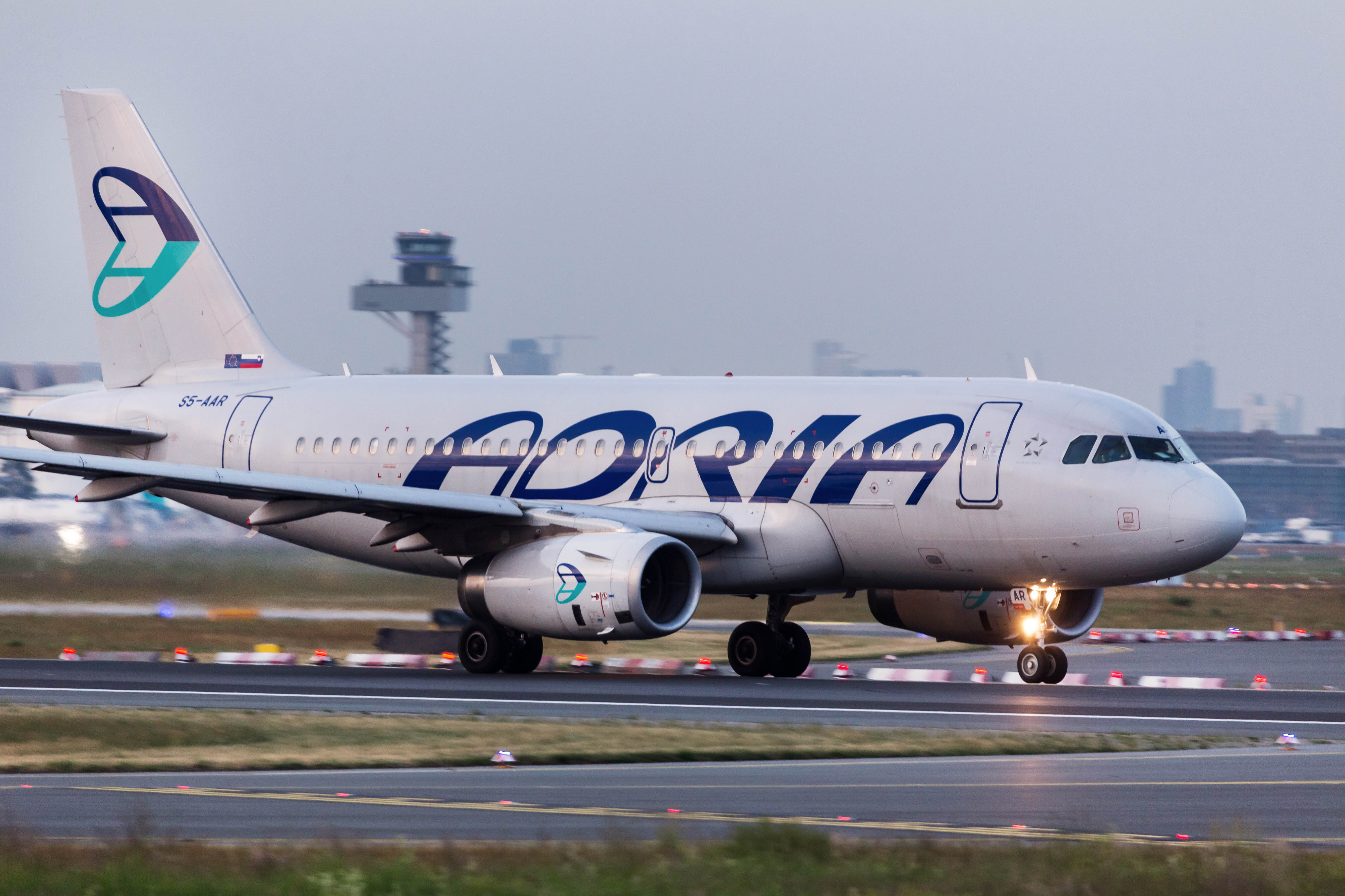 Slovenia’s flag carrier files for bankruptcy