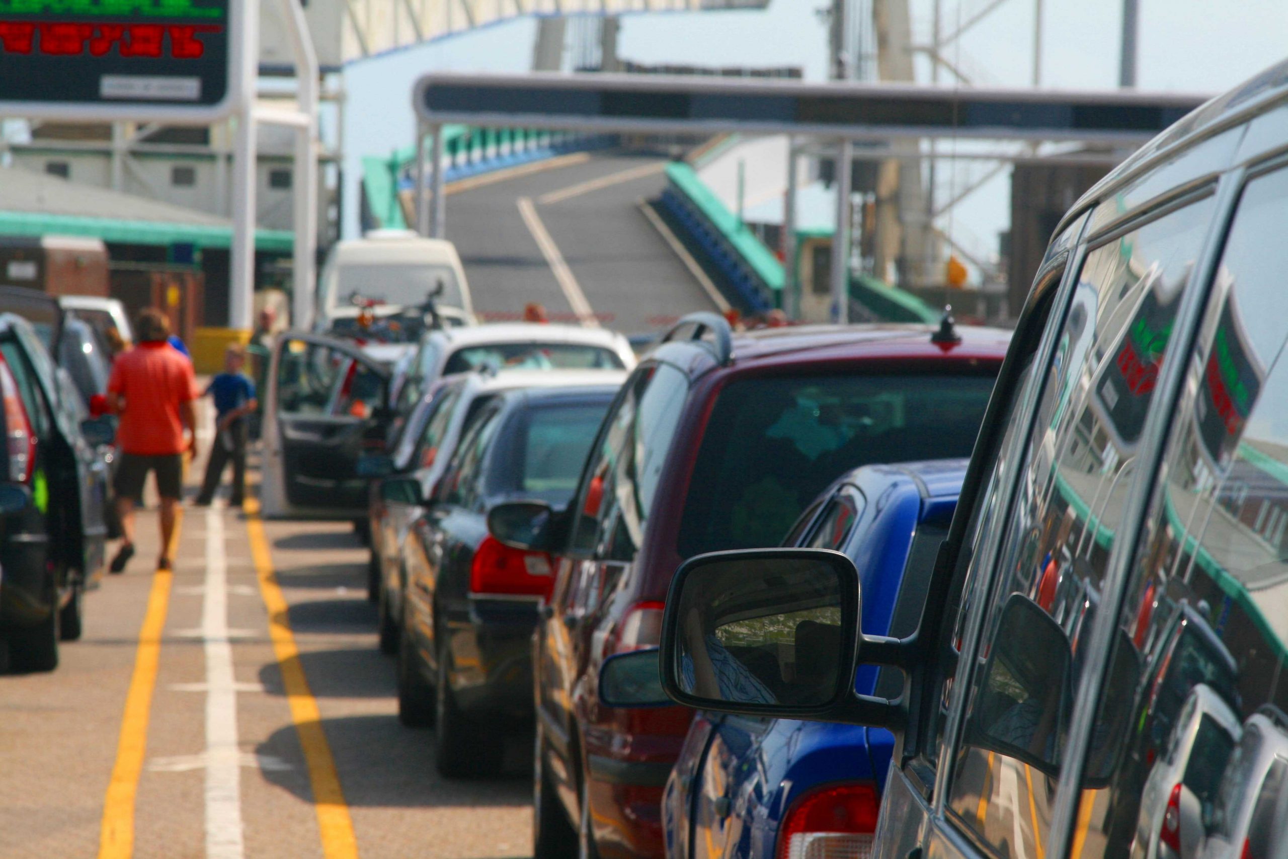 France strike over pension goes extreme, commuters facing transport chaos for the fifth day