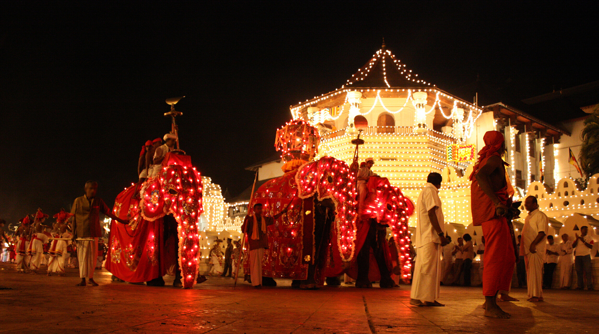 Complete guide to Sri Lanka's Culture & Heritage