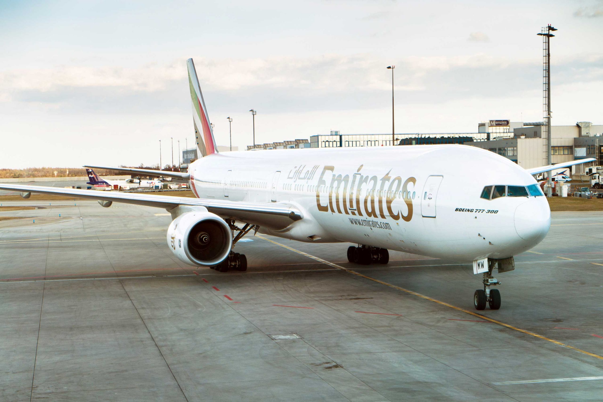 The Emirates resume flights to 9 destinations with new safety measures!